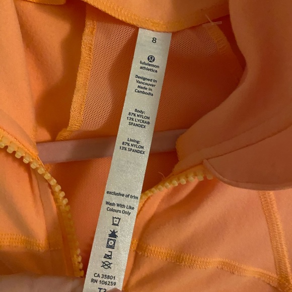 Lululemon define jacket size 8 - Picture 2 of 5